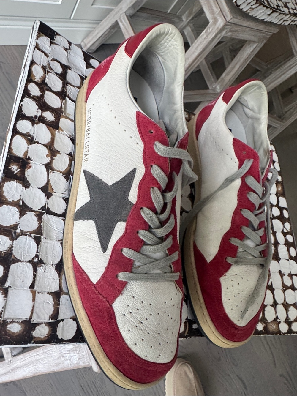 Golden Goose Men’s Low-Top Sneakers in White & Red - Picture 3 of 4